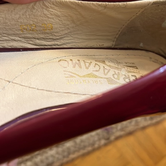 Salvatore Ferragamo Dark Red Flats with Gold Bow - Picture 7 of 7